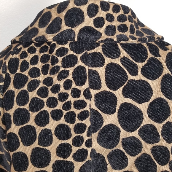 3 Sisters Cropped Spotted Swing Jacket - Picture 6 of 10